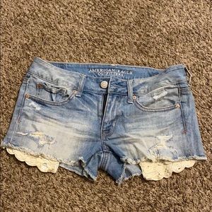 American Eagle Jean Shorts - Blue - Size 6